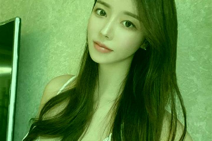 Violet, 29 — Escort in Changtun, China