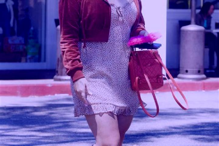 Violet, 29 — Escort in Del Campillo, Argentina