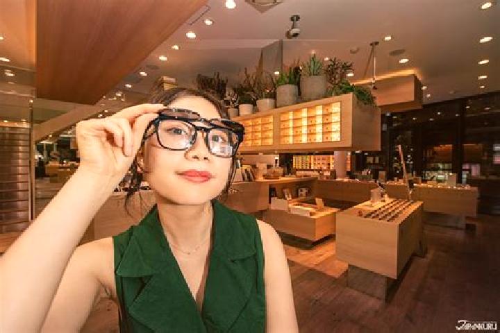 Violet, 29 — Escort in Jishui, China