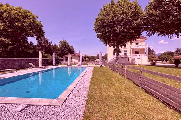 Violet, 29 — Escort in Le Pont-de-Beauvoisin, France
