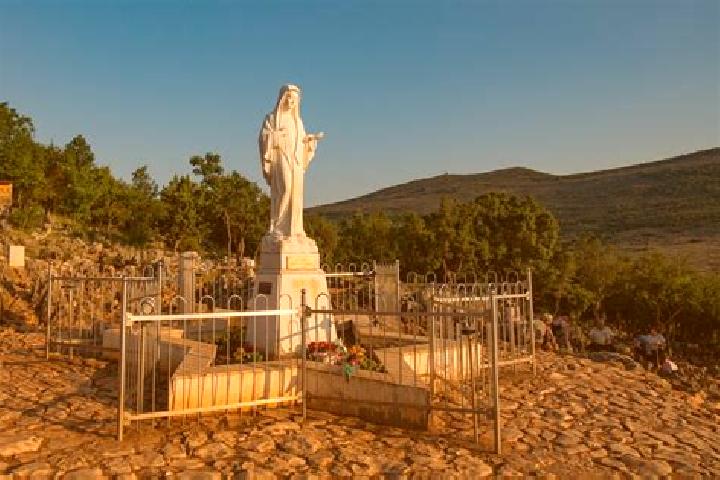 Violet, 29 — Escort in Megugorje, Bosnia and Herzegovina