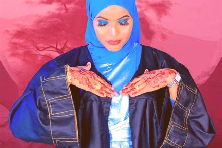 Violet, 29 — Escort in Qassab Koti, Iran