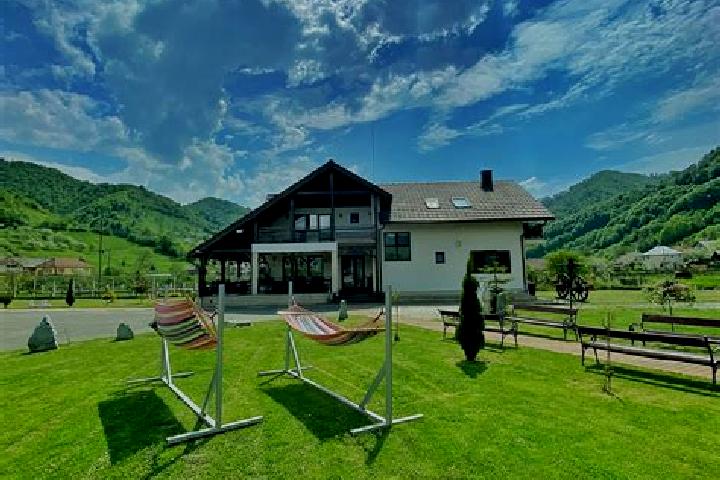 Violet, 29 — Escort in Schiulesti, Romania