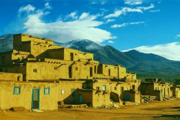 Violet, 29 — Escort in Taos Pueblo, United States