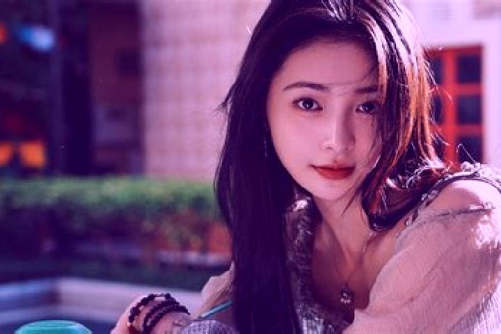 Violet, 29 — Escort in Wangyin, China