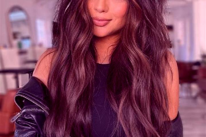 Violet, 30, a brunette dark-eyed mixed companion based in Goolwa Beach. Offering A-Level, Massage, Tantra, Domination. Available for incall and outcall, day ...