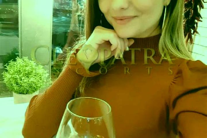 Violet, 30, a red green-eyed slavic companion based in Lanuvio. Offering Prostate Massage, 69, Striptease, Dinner Date, OWO. Available for incall and outcall...