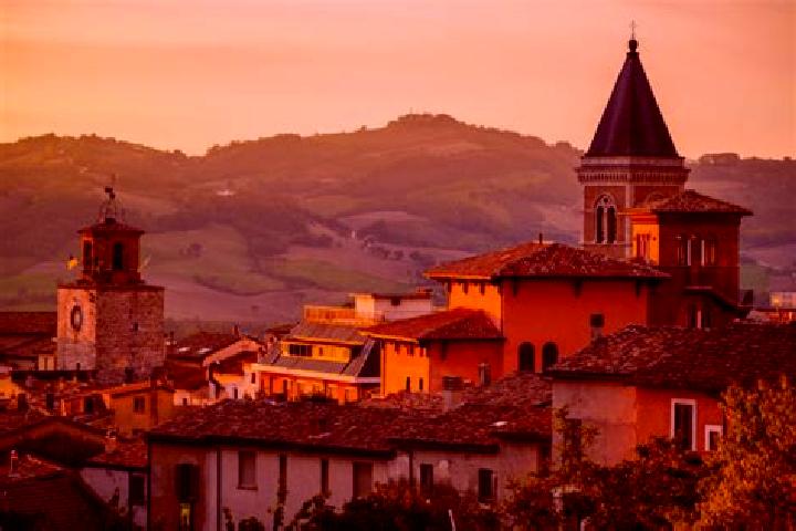 Violet, 30 — Escort in Gualdo Tadino, Italy