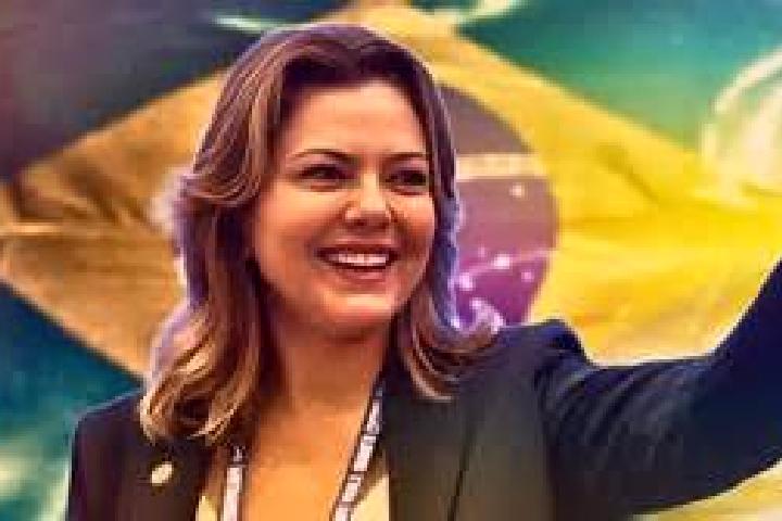 Violet, 30 — Escort in Sebastiao Barros, Brazil