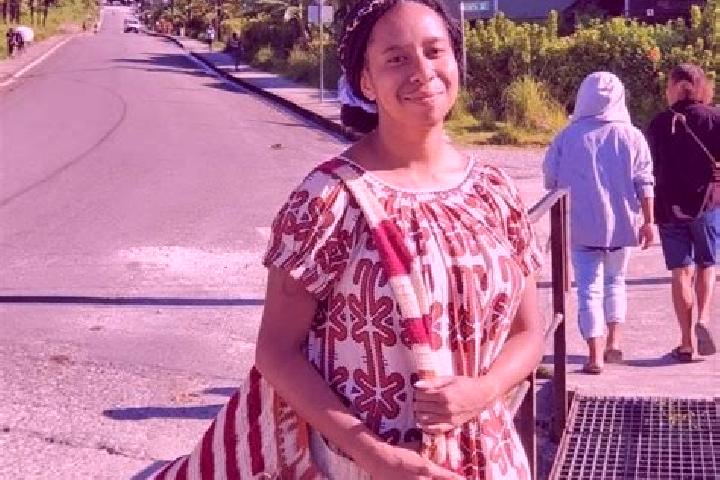 Violet, 30 — Escort in Tabubil, Papua New Guinea