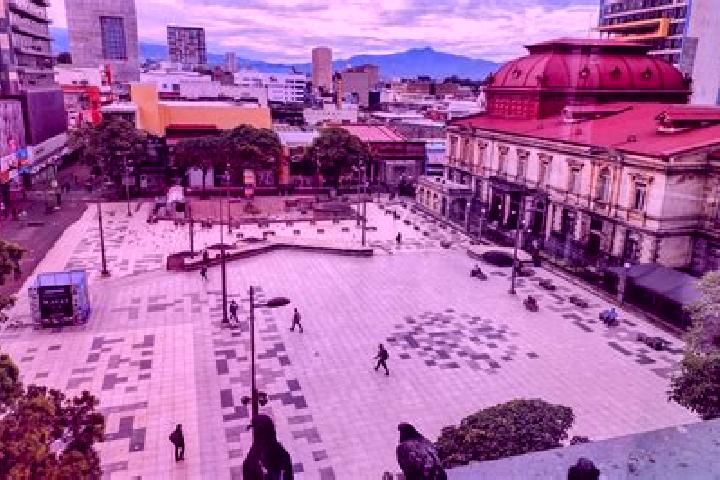 Violet, 30 — Escort in Tarica, Peru