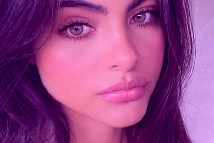Violet, 31, a black hazel-eyed caucasian companion based in Sitia. Offering A-Level, Striptease, 69, Prostate Massage, Roleplay. Available for incall and out...
