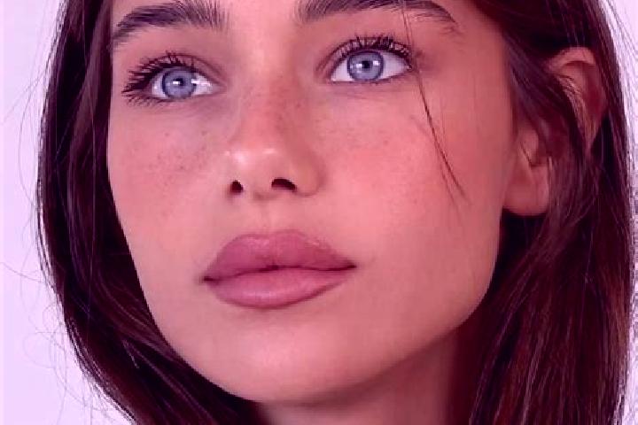 Violet, 31, a brunette blue-eyed mixed companion based in El Granjeno. Offering Roleplay, Tantra, Fetish. Available for incall and outcall, overnight booking...