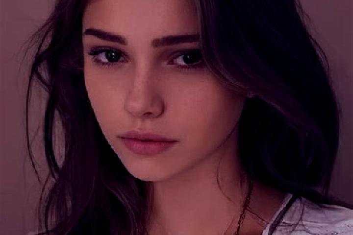 Violet, 31, a chestnut grey-eyed slavic companion based in Portugalete. Offering Couples, Overnight, Dinner Date, GFE. Available for incall and outcall, over...