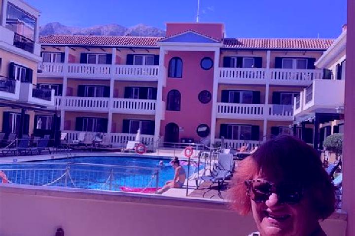 Violet, 31 — Escort in Ano Stavros, Greece