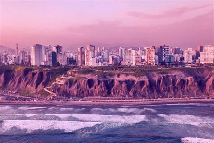 Violet, 31 — Escort in Atuncolla, Peru