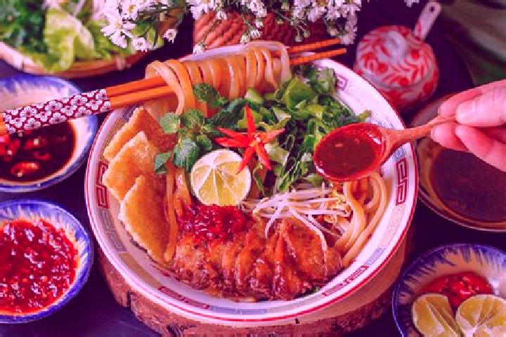 Violet, 31 — Escort in Cho Lau, Vietnam