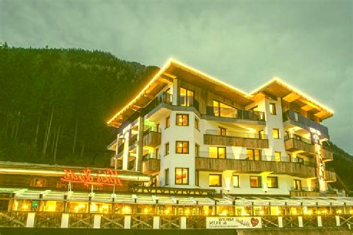 Violet, 31 — Escort in Ischgl, Austria