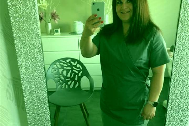 Violet, 31 — Escort in Lostice, Czech Republic