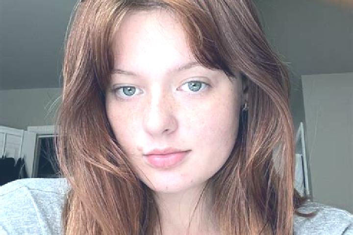Violet, 32, a auburn brown-eyed european companion based in Rodeio. Offering Party Girl, Dinner Date, GFE, CIM. Available for incall and outcall, overnight b...