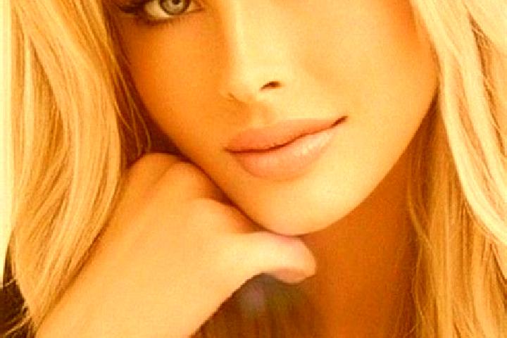 Violet, 32, a dark blonde blue-eyed caucasian companion based in Lomas de Tejeda. Offering BDSM, Duos, Tantra, Massage. Available for incall and outcall, ove...