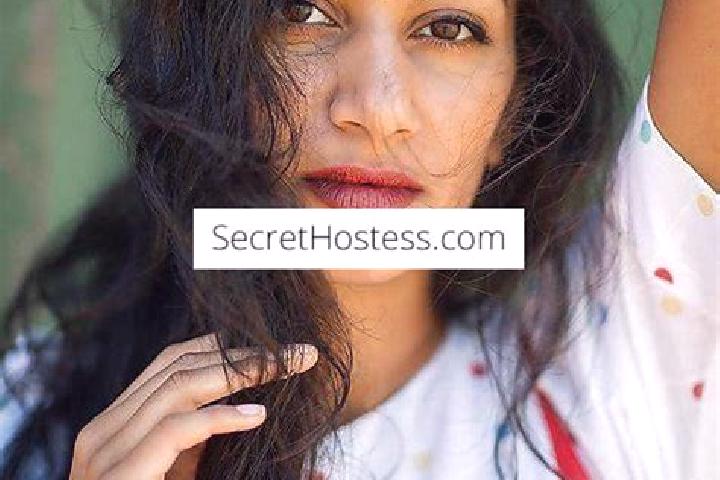 Violet, 32, a red brown-eyed indian companion based in Hampton in Arden. Offering Striptease, CIM, 69, Dinner Date. Available for incall and outcall, overnig...