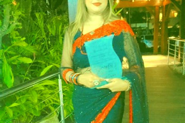 Violet, 32 — Escort in Esperance Trebuchet, Mauritius