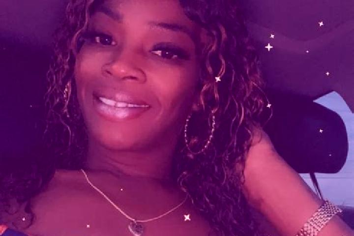 Violet, 32 — Escort in Garlin, France