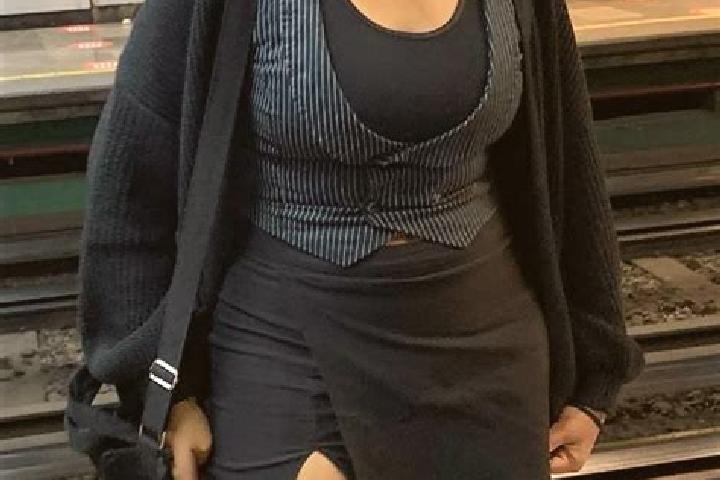 Violet, 32 — Escort in Menekse, Turkey