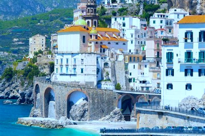 Violet, 32 — Escort in Olza-Fogarole, Italy