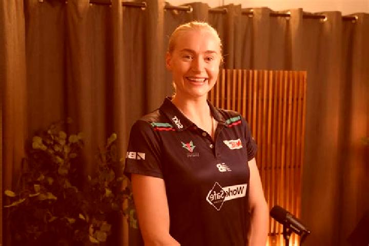 Violet, 32 — Escort in Weston, Australia