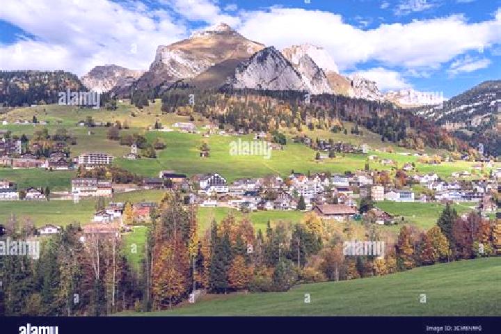 Violet, 32 — Escort in Wildhaus, Switzerland