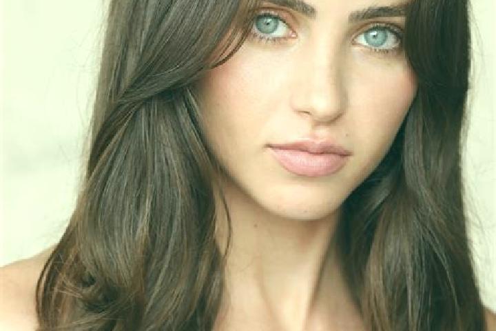 Violet, 33, a auburn brown-eyed middle eastern companion based in Lagos. Offering Duos, A-Level, 69, Striptease, Deep French Kissing. Available for incall an...