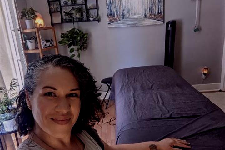 Violet, 33, a chestnut grey-eyed caribbean companion based in Moraresti. Offering Fetish, A-Level, Erotic Massage. Available for incall and outcall, day and ...