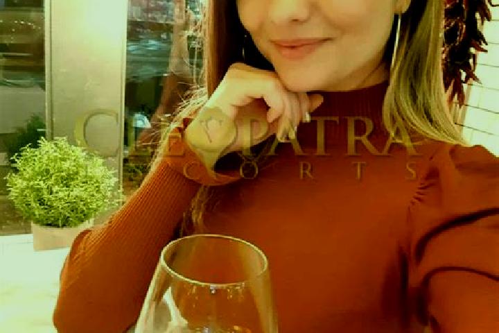 Violet, 33, a red blue-eyed middle eastern companion based in Punta Alta. Offering Duos, OWO, Massage, Dinner Date, Striptease. Available for incall and outc...