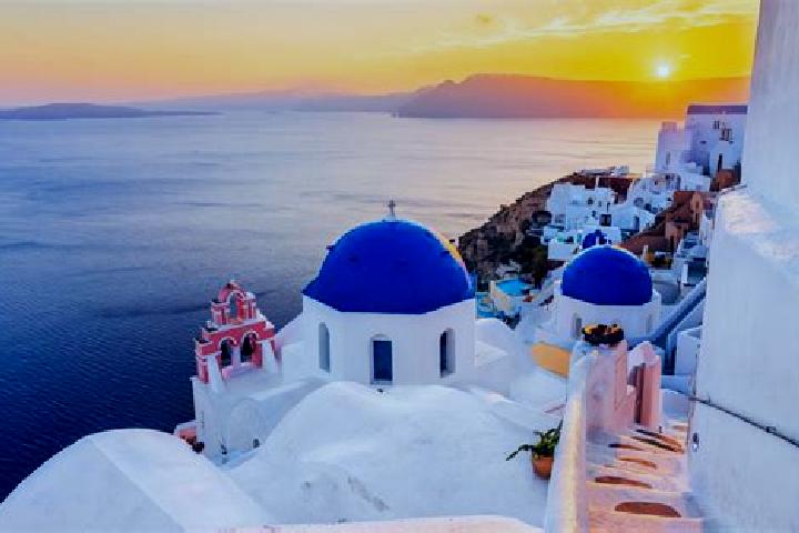 Violet, 33 — Escort in Ampelona, Greece