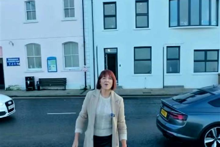 Violet, 33 — Escort in Donaghadee, United Kingdom