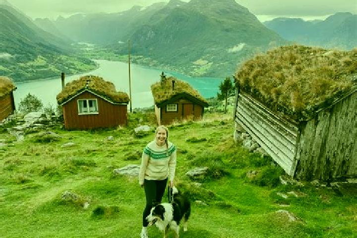 Violet, 33 — Escort in Ginnasluokta, Norway