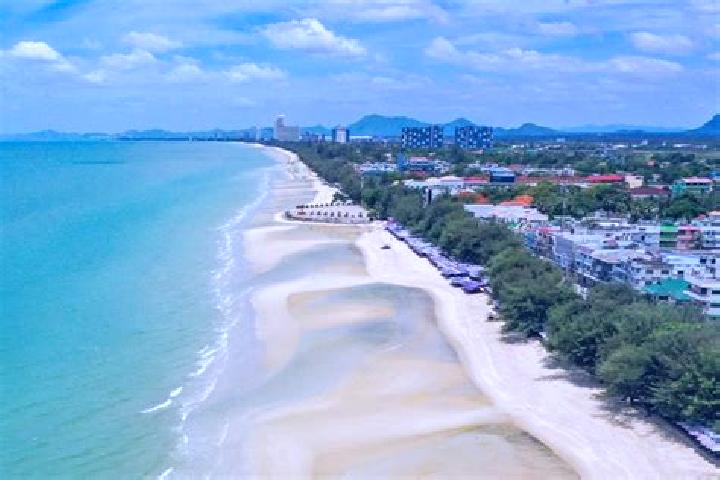 Violet, 33 — Escort in Phetchaburi, Thailand