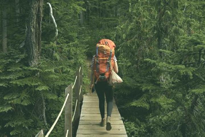 Violet, 33 — Escort in Strathcona Park, Canada