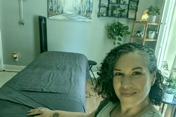 Violet, 34, a black dark-eyed latina companion based in Densborn. Offering GFE, A-Level, Dinner Date, Erotic Massage. Available for incall and outcall, overn...