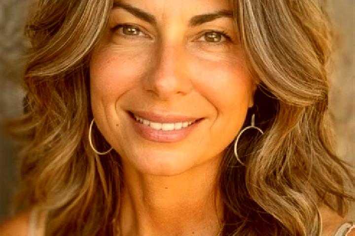 Violet, 34, a brunette grey-eyed european companion based in Madonna Dell Albero. Offering Girlfriend Experience, Erotic Massage, Fetish, 69, Massage. Availa...