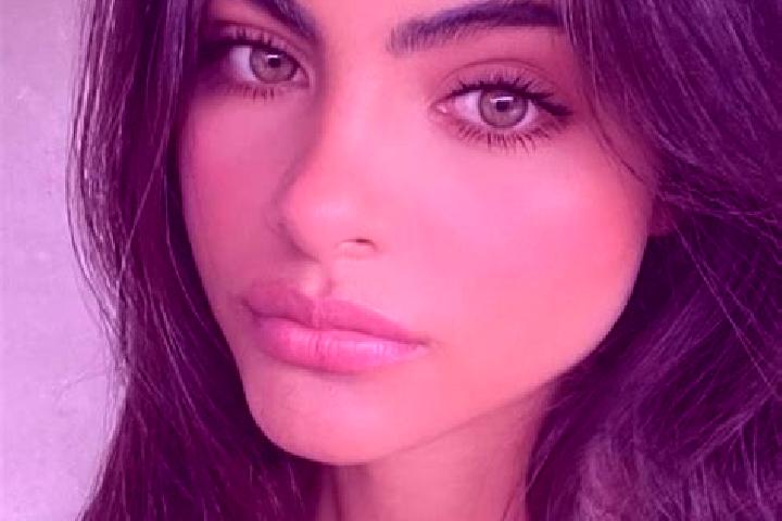 Violet, 34, a brunette grey-eyed indian companion based in Bangelan. Offering A-Level, Prostate Massage, Overnight. Available for incall and outcall, day and...