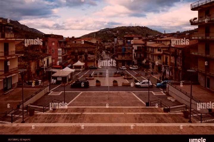 Violet, 34 — Escort in Belmonte Mezzagno, Italy
