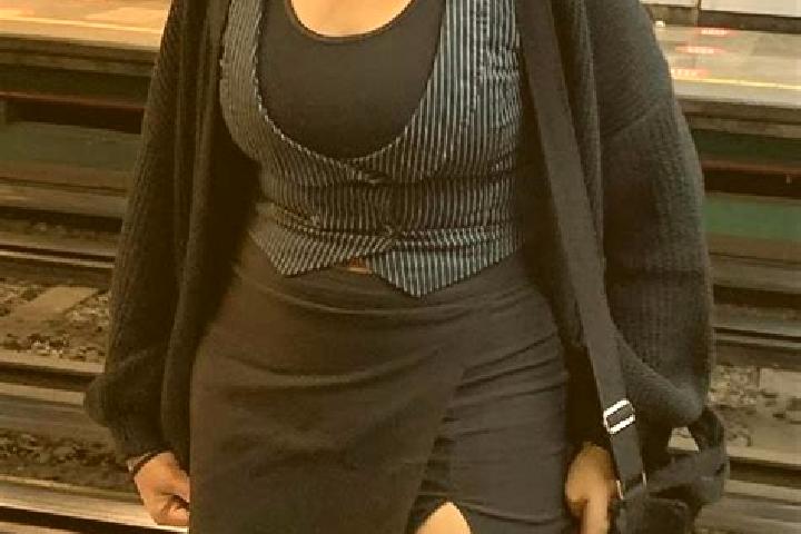 Violet, 34 — Escort in Buia, Romania
