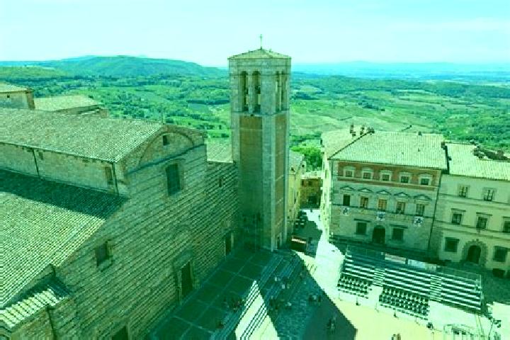 Violet, 34 — Escort in Montepulciano, Italy