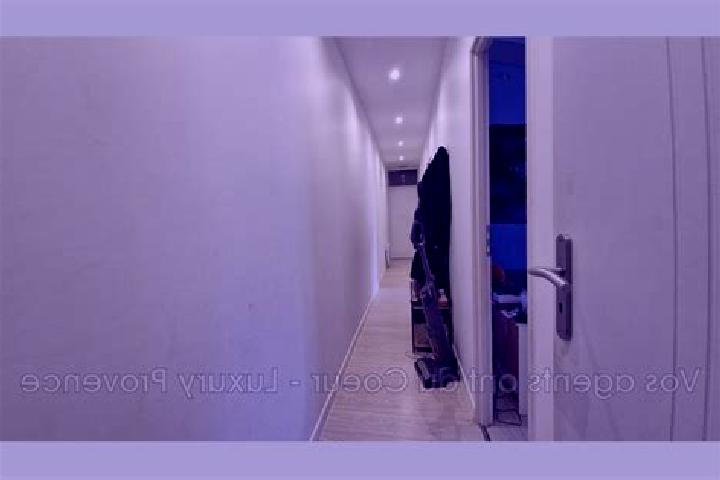 Violet, 34 — Escort in Rousset, France