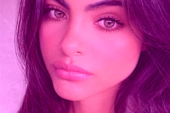 Violet, 35, a chestnut green-eyed indian companion based in San Esteban. Offering Dinner Date, Roleplay, BDSM, Massage. Available for incall and outcall, day...