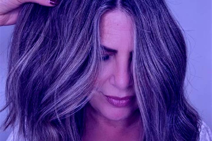 Violet, 35, a dark blonde grey-eyed mixed companion based in Calnicu de Sus. Offering Girlfriend Experience, Erotic Massage, Overnight, GFE, Deep French Kiss...