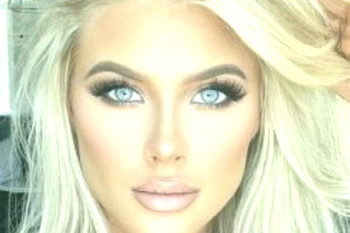 Violet, 35, a platinum blonde grey-eyed caribbean companion based in Chapaya. Offering Prostate Massage. Available for incall and outcall, overnight bookings...